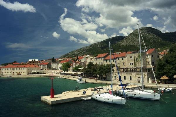 Bol stadens havet hamn — Stockfoto