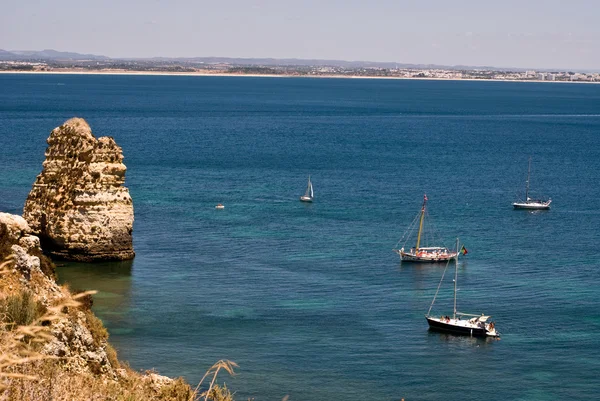 Felsformationen in der Nähe von lagos, Portugal — Stockfoto