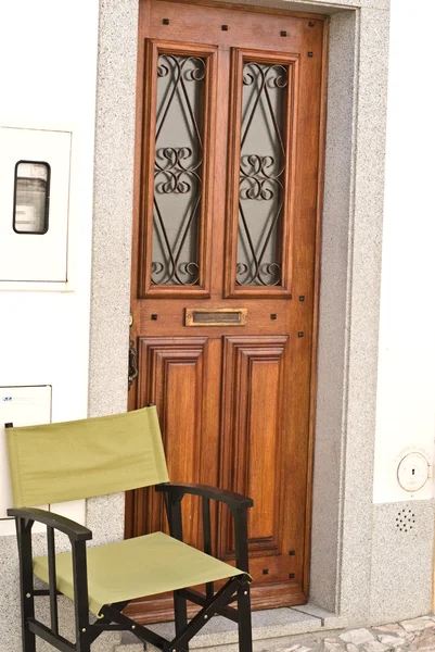 Porta de uma casa tradicional - Portugal — Fotografia de Stock