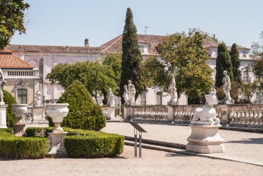 queluz Park antik heykel