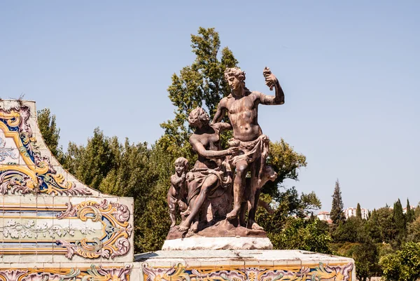 Antique statue in park of Queluz — Stock Photo, Image