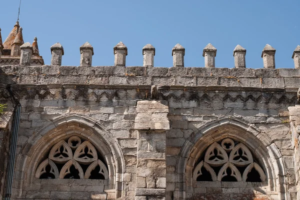 Evora yılında kilise cephe — Stok fotoğraf