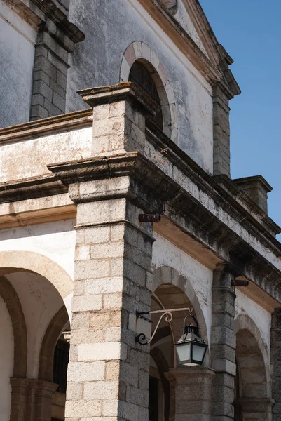 Church facade in Evora — Stock Photo, Image