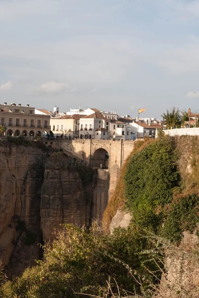 "Puenta Nueva" - the bridge connecting the two parts of the span — Stock Photo, Image