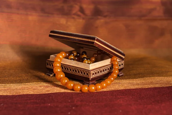 Amber necklace in box — Stock Photo, Image