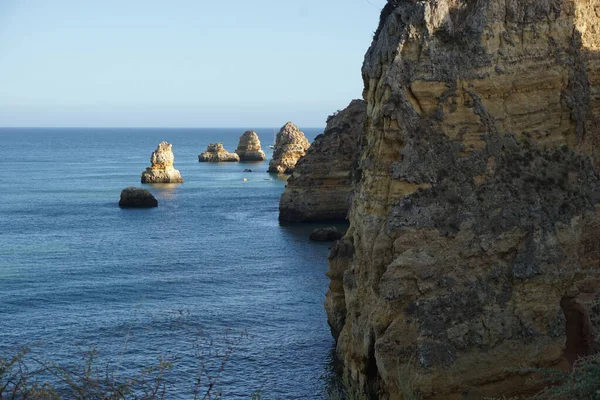 Acantilados Océano Atlántico Lagos Portugal —  Fotos de Stock