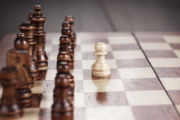 Chess leadership concept on the chessboard — Stock Photo, Image