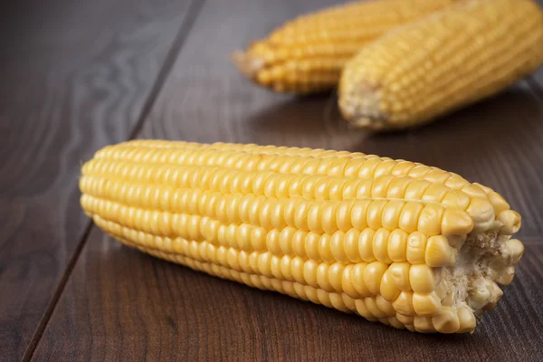 Кукурудзяні клітори на столі — стокове фото