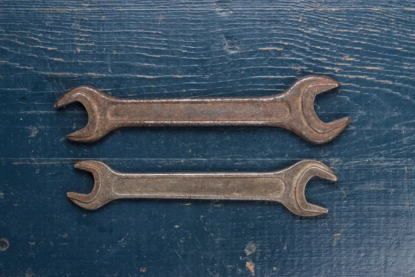 Starý rezavý šroub klíče — Stock fotografie