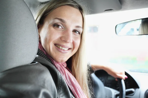 Girl in a car — Stock Photo, Image