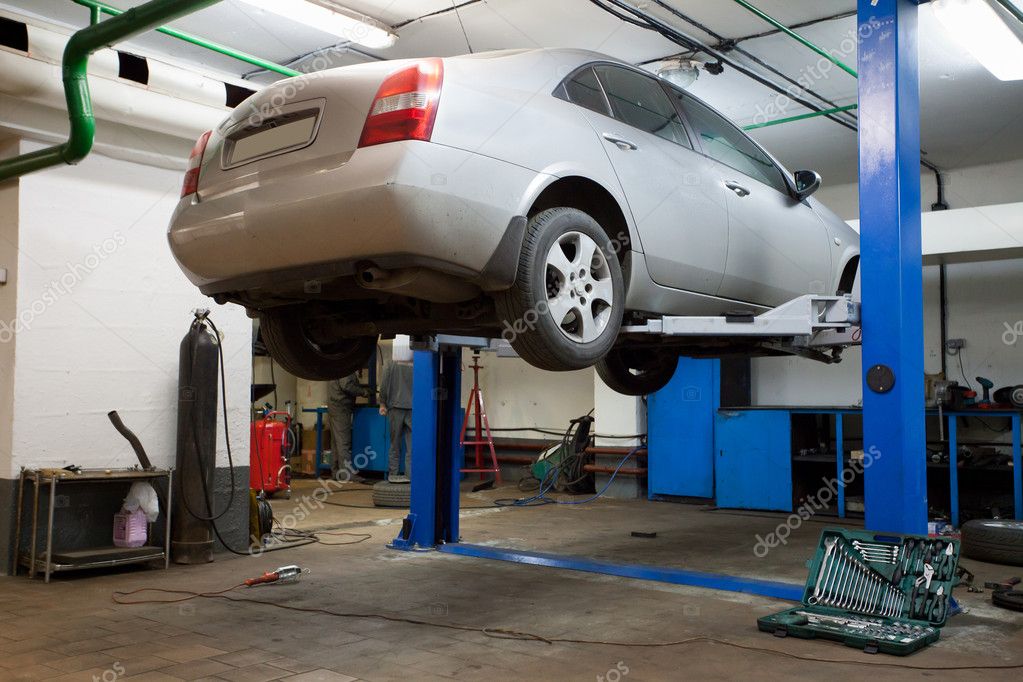 Repair garage - Depositphotos 13892378 Stock Photo Repair Garage
