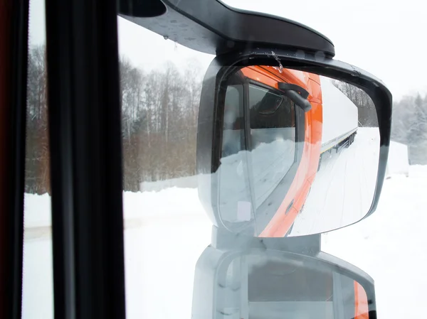 Einen LKW-Spiegel — Stockfoto