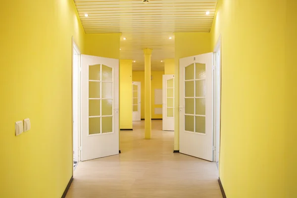 黄色走廊 — 图库照片