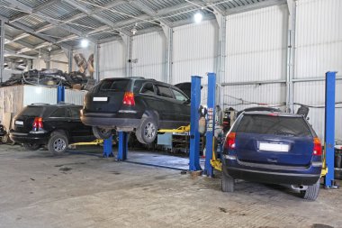 Araba tamir garaj
