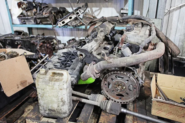 Uma garagem de reparação — Fotografia de Stock