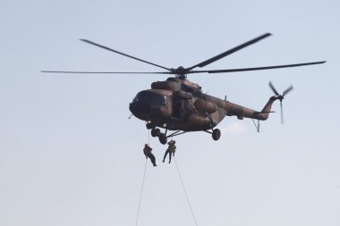 Helikopter.