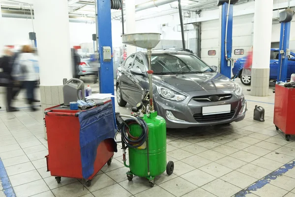 Un garaje de reparación de coches —  Fotos de Stock