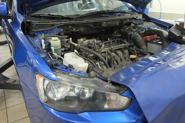 Un garaje de reparación de coches —  Fotos de Stock