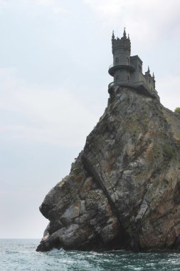 Kırlangıç yuva Kalesi