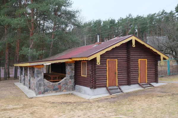 Una casa di legno — Foto Stock