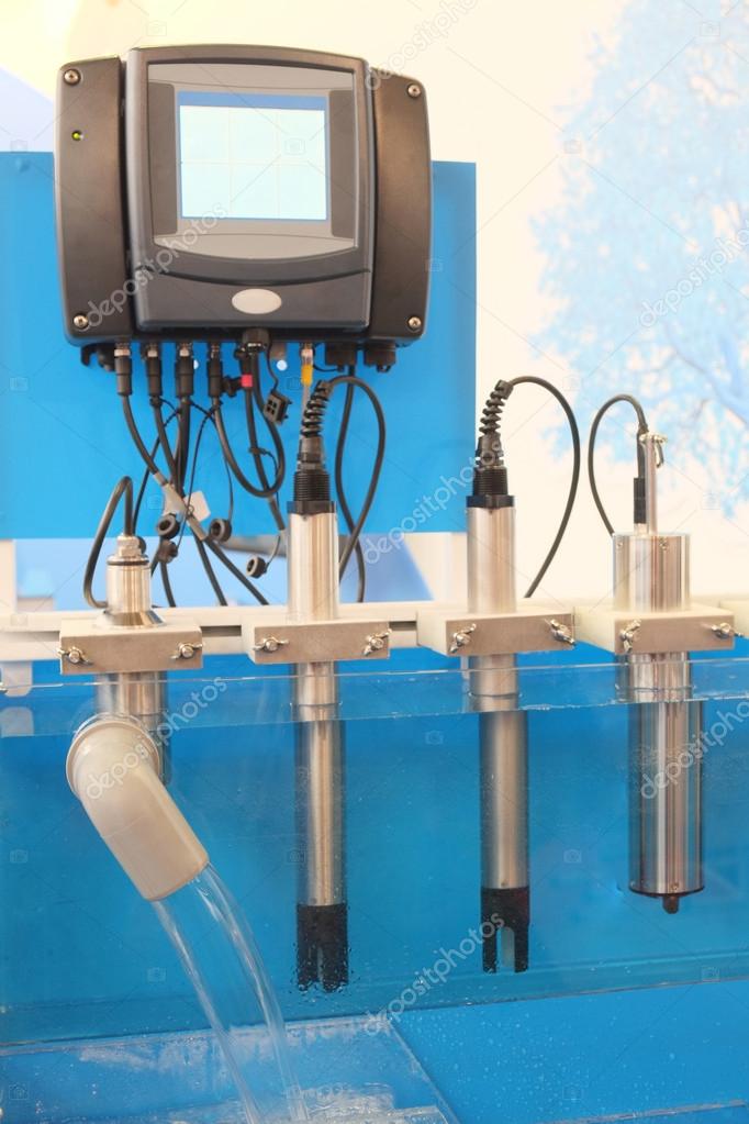 machine for water analysis