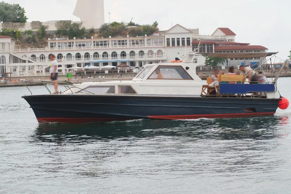 Barco de motor — Foto de Stock