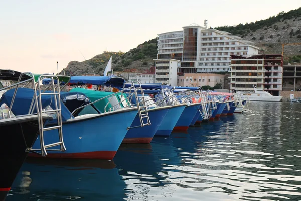 Los barcos están en una litera — Foto de Stock