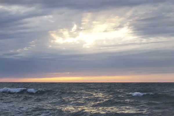 Puesta de sol en el mar — Foto de Stock