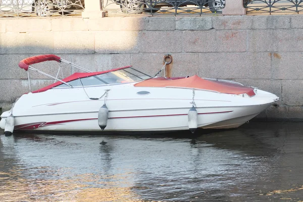 Barco de motor — Foto de Stock