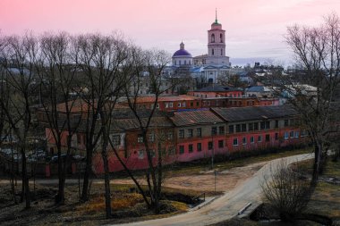 Baharda eski Rus kasabası Serpuchov