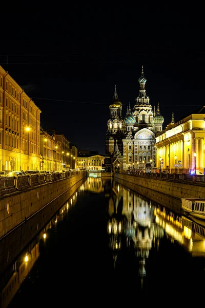 San Peterburgo Rusia Noviembre 2021 Vista Nocturna Iglesia Spas Krovy —  Fotos de Stock