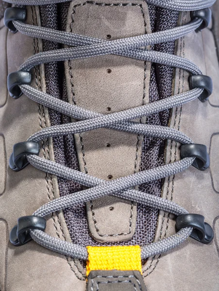 Cadarços em botas de montanha — Fotografia de Stock