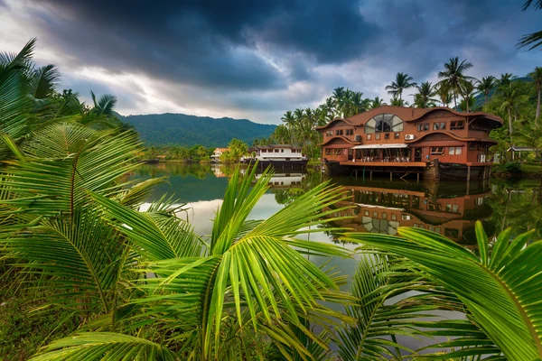 Bellissimo hotel ai tropici — Foto Stock