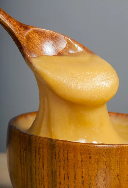 Golden honey — Stock Photo, Image