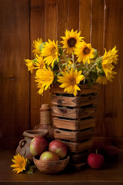 Zátiší se slunečnicemi — Stock fotografie