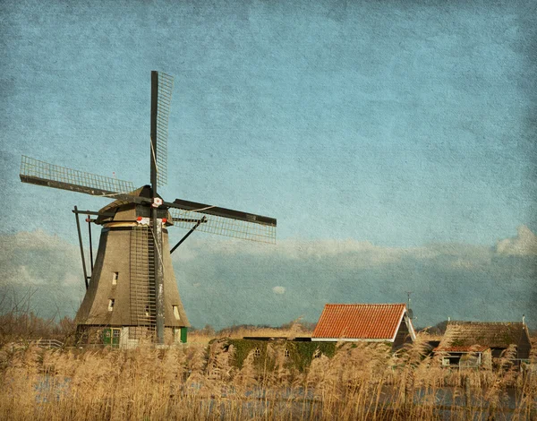 Veduta del mulino a vento a Kinderdijk, Paesi Bassi — Foto Stock