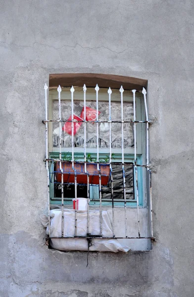 Fenster in Istanbul — Stockfoto