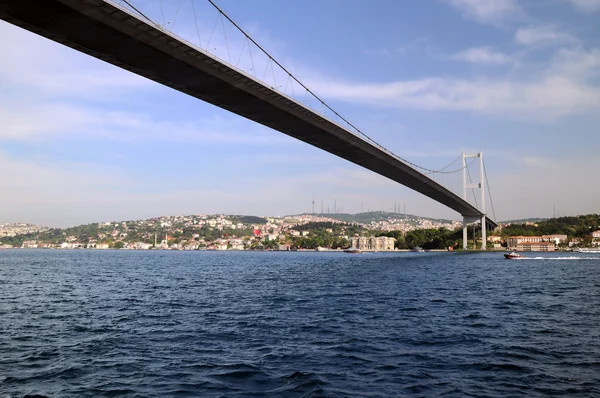 Eerste Bosporus-brug in istanbul — Stockfoto