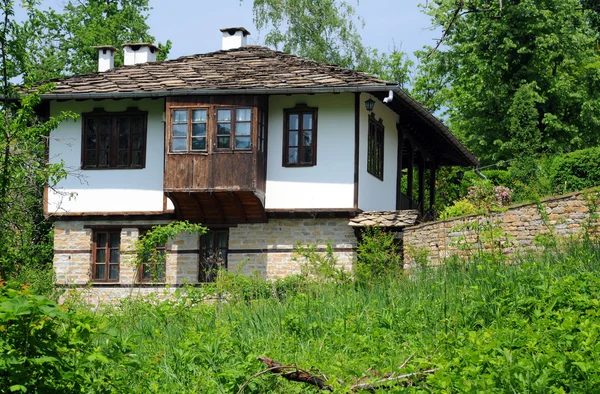 Casa Medieval na Colina — Fotografia de Stock