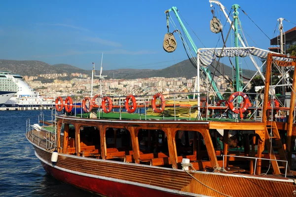 In the Port of Kusadasi — Stock Photo, Image