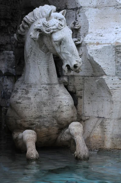 Dört nehir çeşme bir parçası — Stok fotoğraf