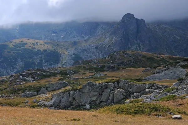 Pohled Pohoří Rila Bulharsku Září Mlhavého Dne — Stock fotografie