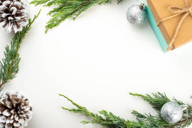 Kopya alanı ile minimal Noel ve Yeni Yıl arkaplanı.