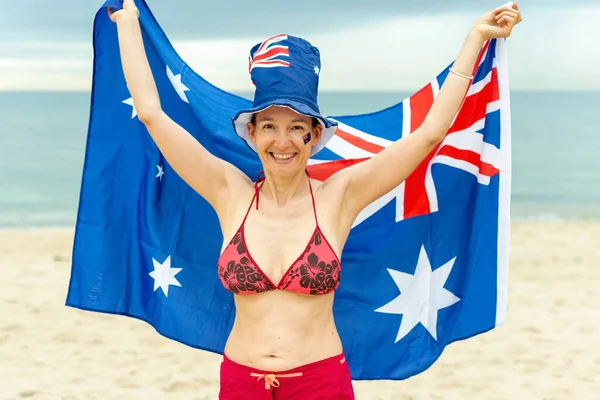 Happy Woman Australia Hat Waving Australian Flag Beach Concept Australia — Fotografia de Stock