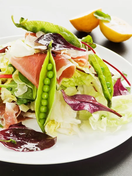 Salat — Stockfoto