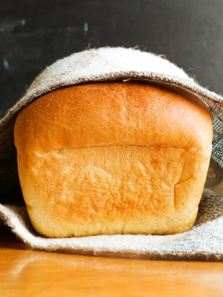 Pan Casero Levadura Leche Recién Horneado Dof Poco Profundo — Foto de Stock