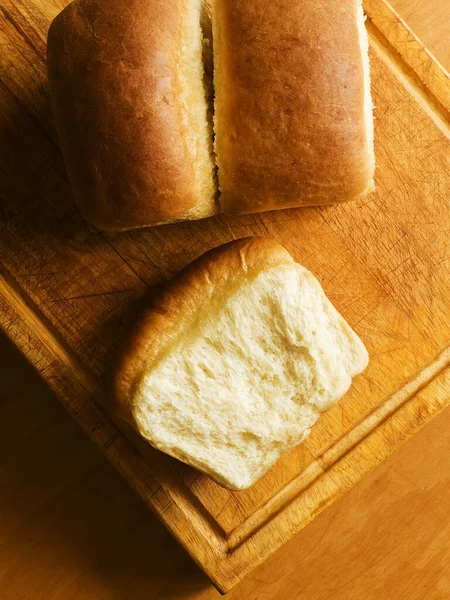 Φρέσκο Σπιτικό Ψωμί Μαγιάς Γάλακτος Ρηχό Dof — Φωτογραφία Αρχείου
