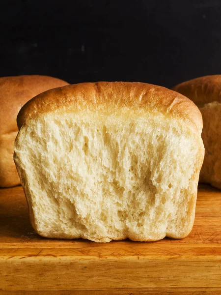 Pan Casero Levadura Leche Recién Horneado Dof Poco Profundo —  Fotos de Stock