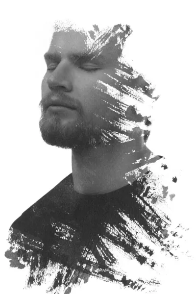 Ein Schwarz-Weiß-Porträt eines Mannes kombiniert mit schwarzen Strichen. Malerei. — Stockfoto
