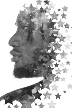 Afro-Amerikan bir adamın dijital sanatla birleştirilmiş iki portresi..